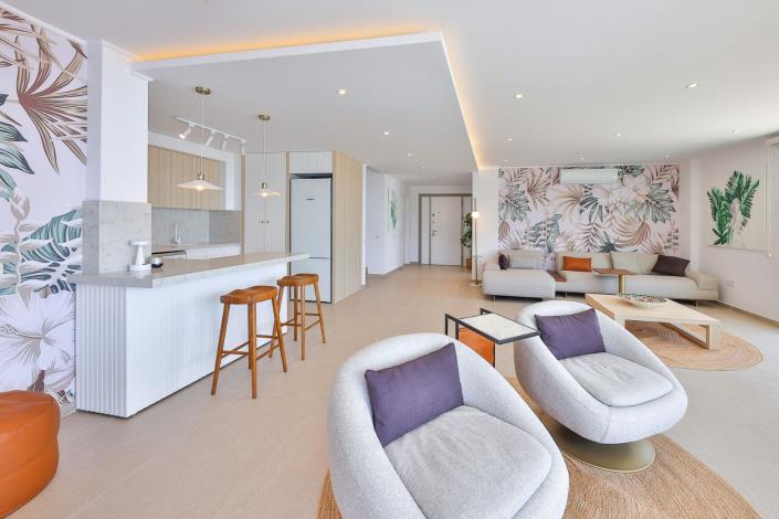 Image No.44-5 Bed Villa / Detached for sale