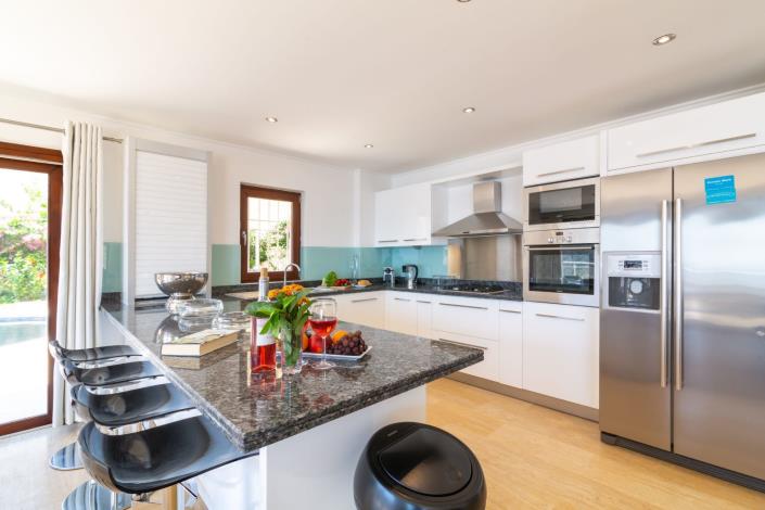 Image No.4-6 Bed Villa for sale