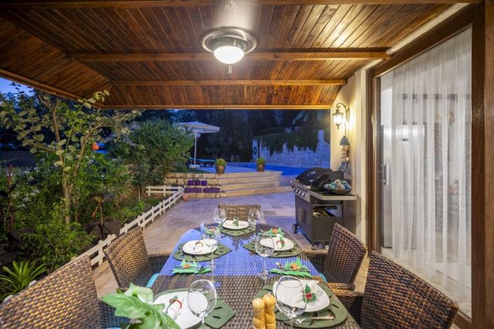 Image No.13-4 Bed Villa / Detached for sale