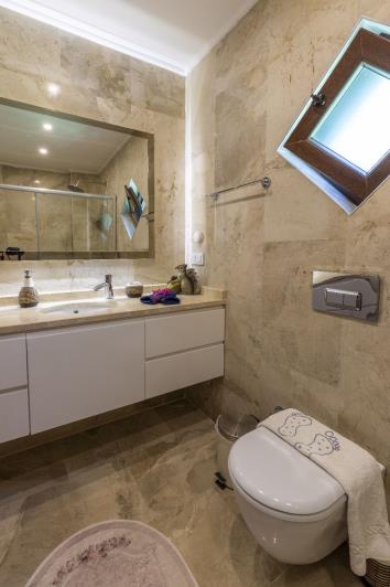 Image No.33-4 Bed Villa / Detached for sale