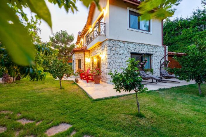 Image No.5-4 Bed Villa / Detached for sale