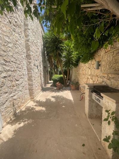 Image No.16-3 Bed Villa / Detached for sale