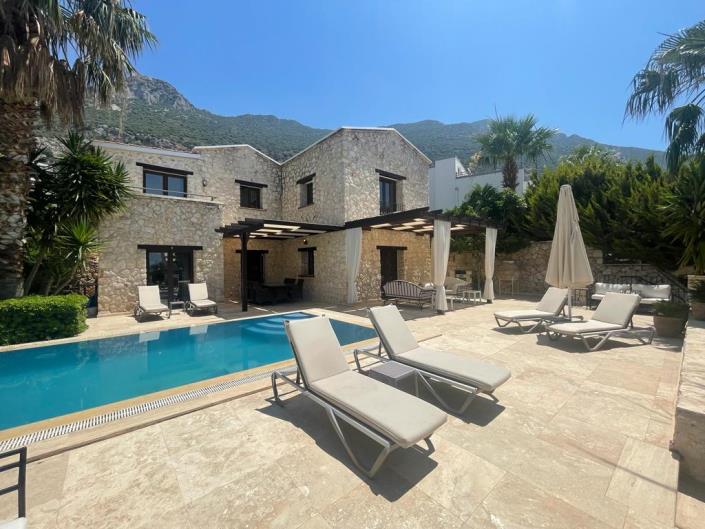 Image No.5-3 Bed Villa / Detached for sale