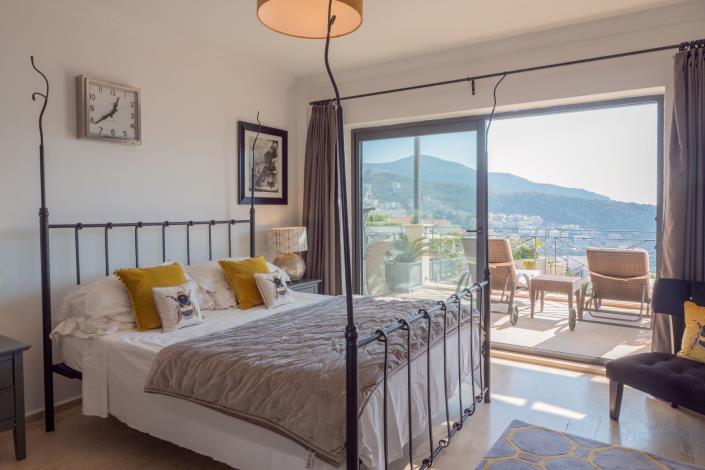 Image No.28-4 Bed Villa for sale