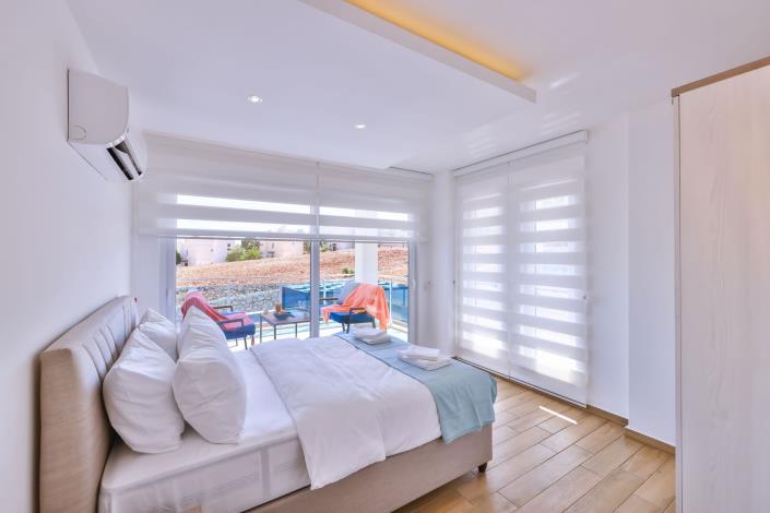 Image No.22-3 Bed Apartment for sale