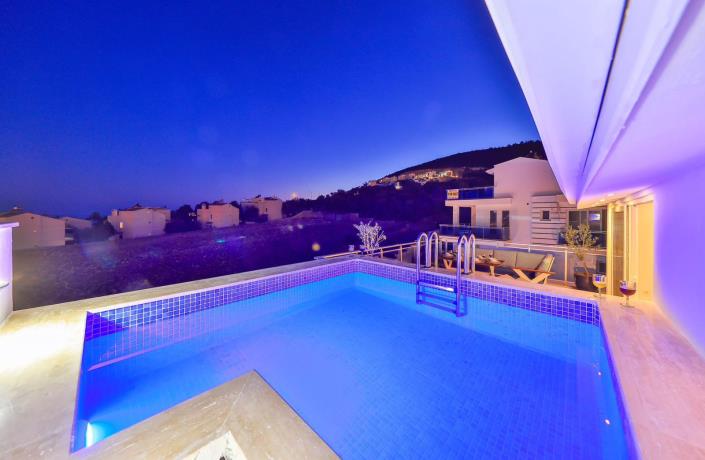 Image No.3-3 Bed Apartment for sale