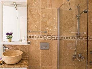 Image No.19-3 Bed Apartment for sale