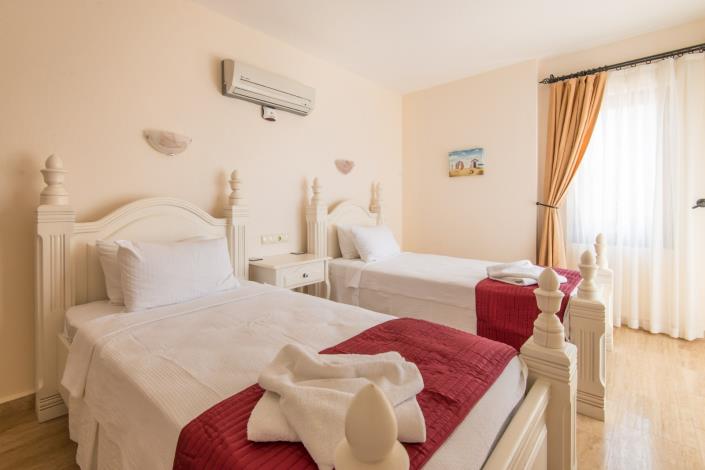 Image No.7-4 Bed Villa for sale