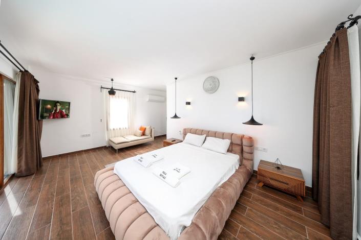 Image No.14-4 Bed Villa for sale