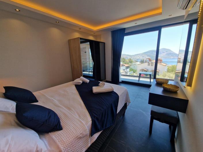 Image No.19-4 Bed Villa for sale