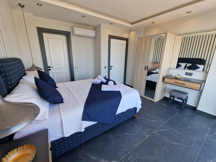 Image No.29-4 Bed Villa for sale