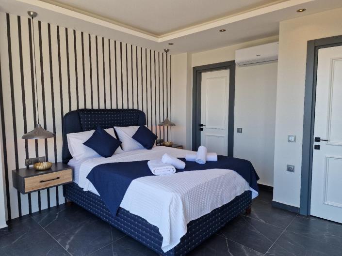 Image No.34-4 Bed Villa for sale