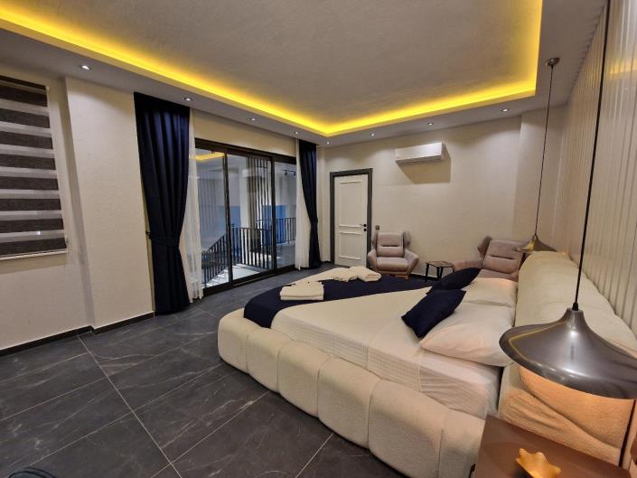 Image No.49-4 Bed Villa for sale