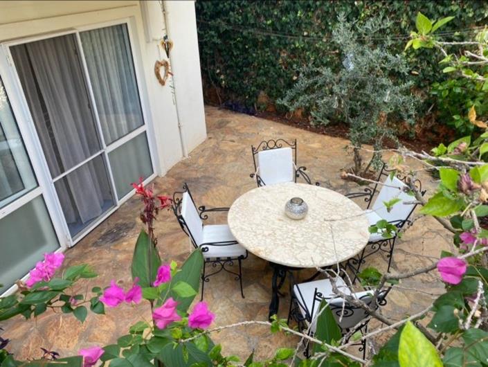 Image No.17-2 Bed Apartment for sale