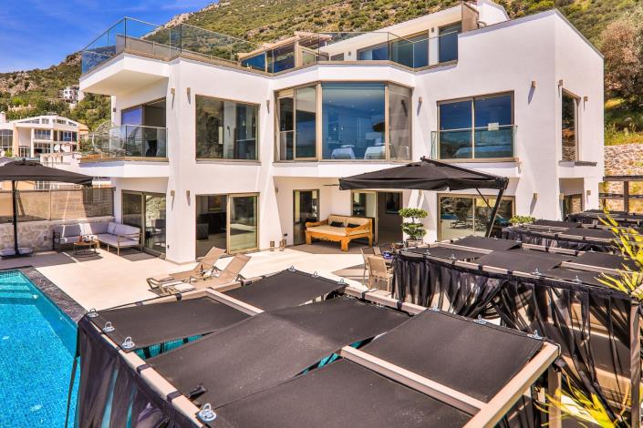 Image No.6-4 Bed Villa / Detached for sale