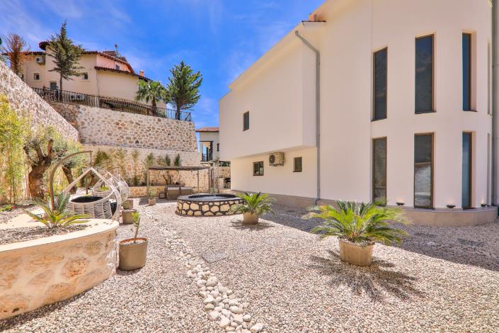 Image No.12-4 Bed Villa / Detached for sale