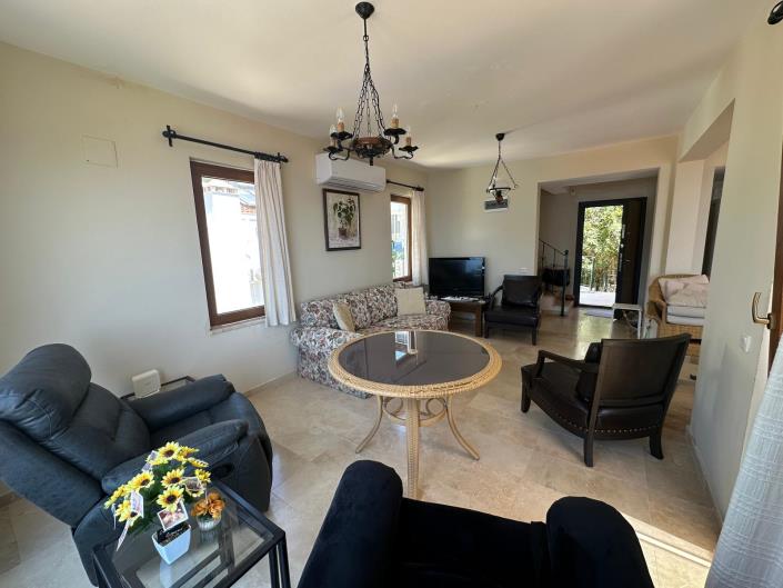 Image No.19-5 Bed Villa / Detached for sale