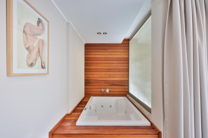 Image No.18-5 Bed Villa / Detached for sale