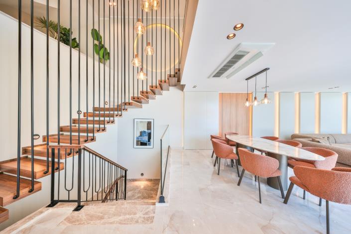 Image No.14-5 Bed Villa / Detached for sale