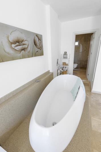 Image No.15-3 Bed Apartment for sale