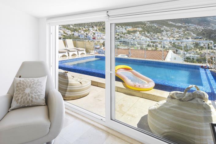 Image No.20-3 Bed Apartment for sale