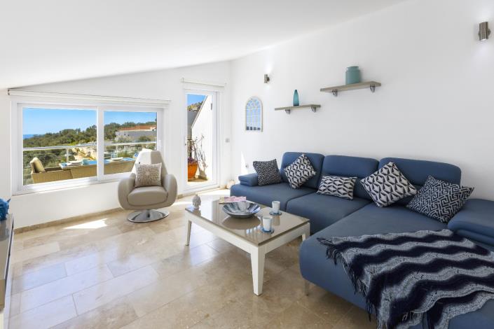 Image No.19-3 Bed Apartment for sale