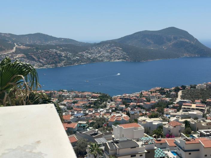 Image No.37-2 Bed Apartment for sale