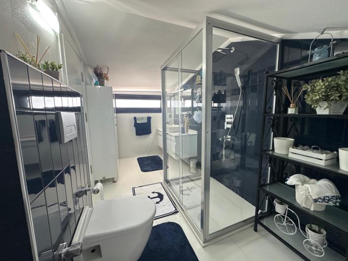 Image No.43-2 Bed Apartment for sale