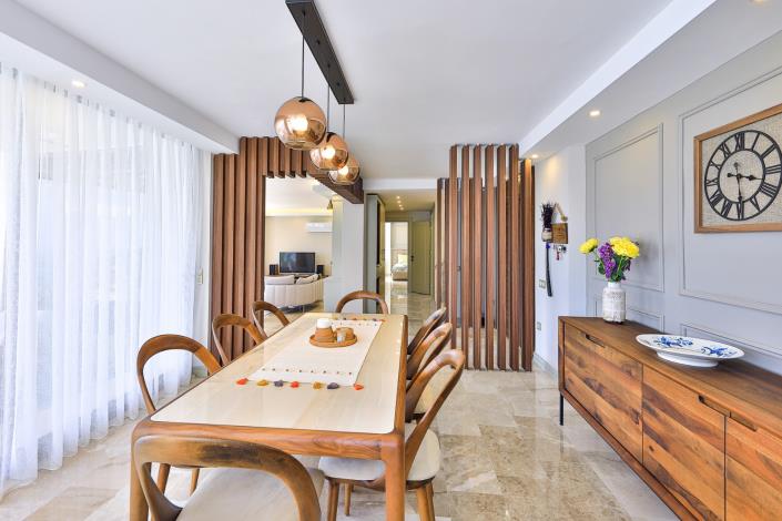 Image No.49-5 Bed Villa / Detached for sale