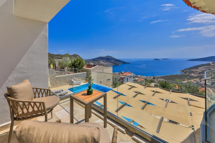 Image No.9-5 Bed Villa / Detached for sale