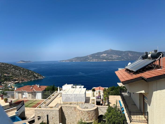 Image No.38-4 Bed Villa / Detached for sale