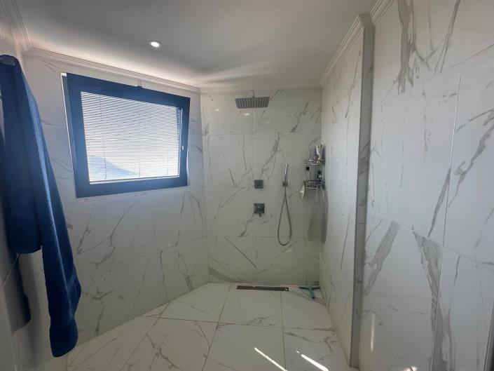 Image No.30-6 Bed Villa / Detached for sale