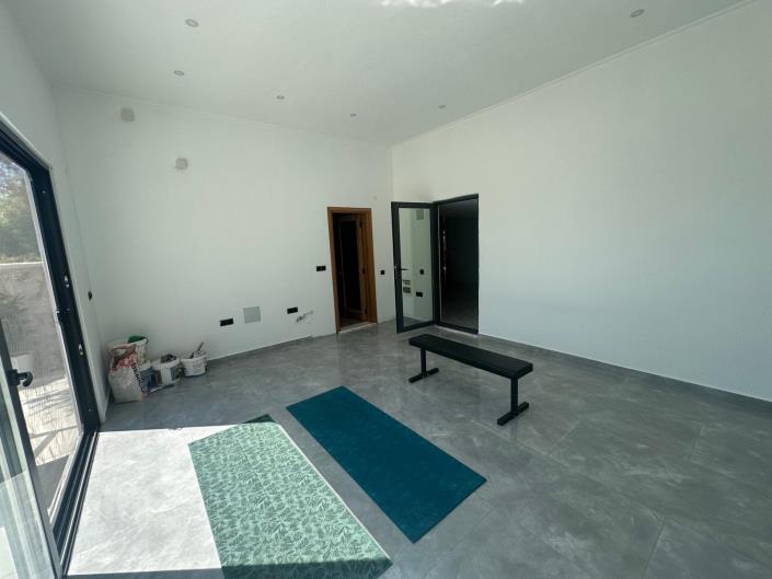 Image No.36-6 Bed Villa / Detached for sale