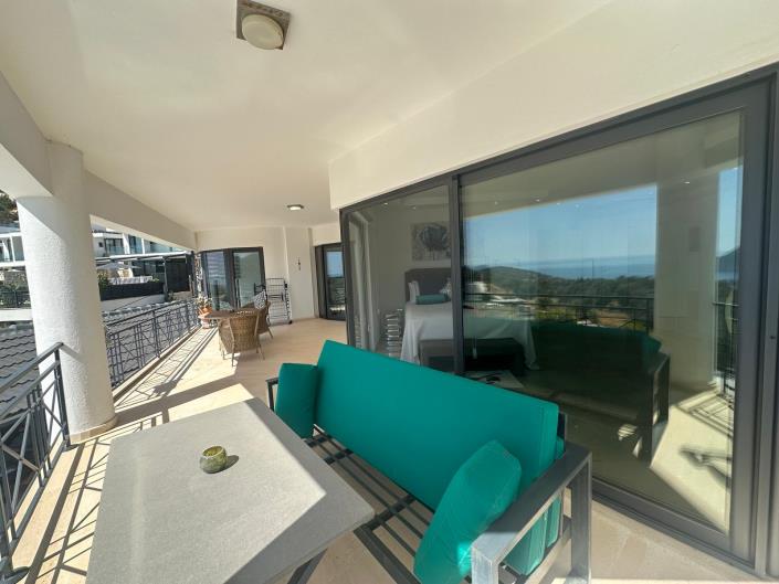 Image No.47-6 Bed Villa / Detached for sale