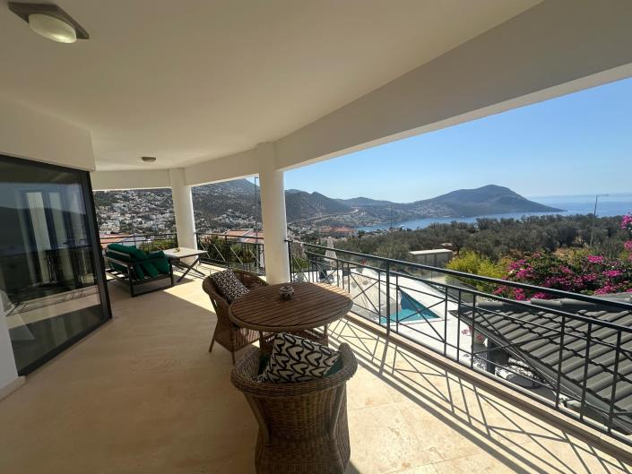 Image No.46-6 Bed Villa / Detached for sale