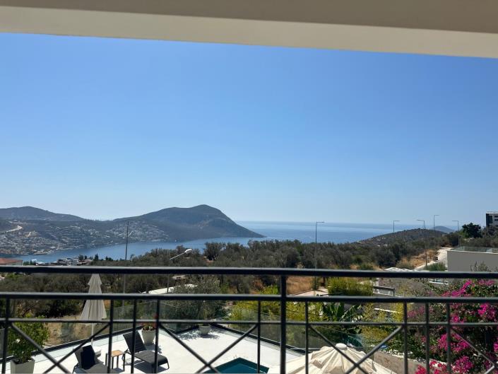 Image No.49-6 Bed Villa / Detached for sale