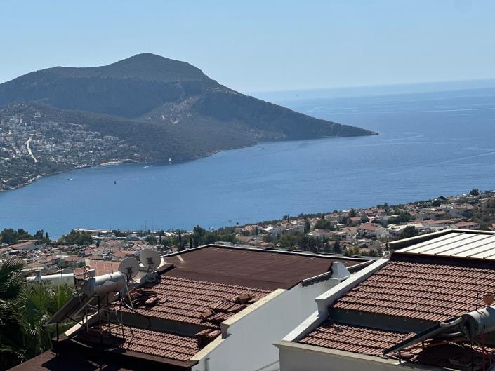 Image No.24-4 Bed Villa / Detached for sale