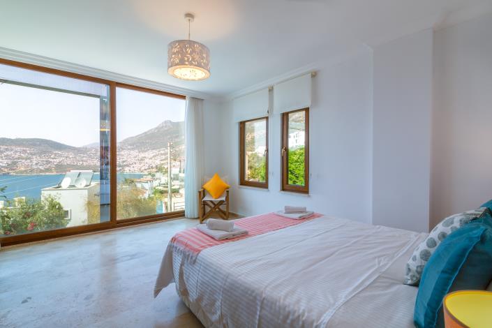 Image No.21-5 Bed Villa / Detached for sale