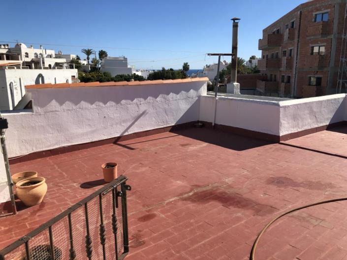 Image No.12-4 Bed Villa / Detached for sale