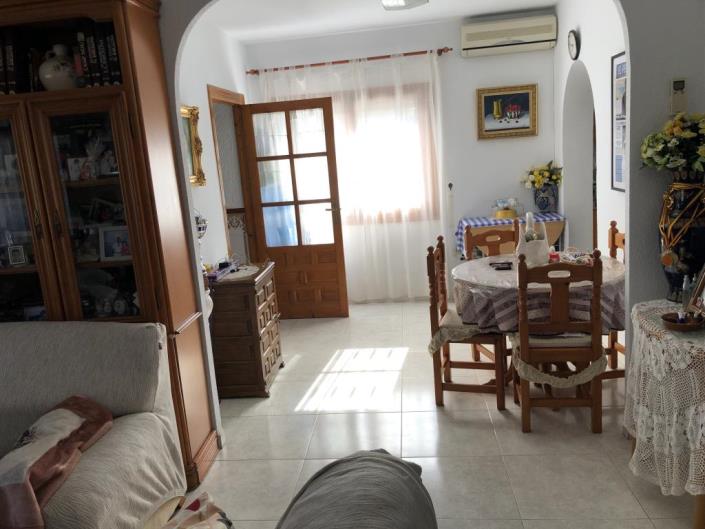 Image No.29-4 Bed Villa / Detached for sale