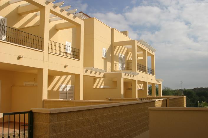 Image No.6-2 Bed Townhouse for sale