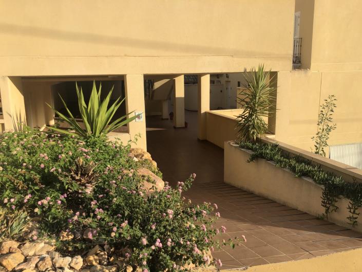 Image No.7-2 Bed Townhouse for sale