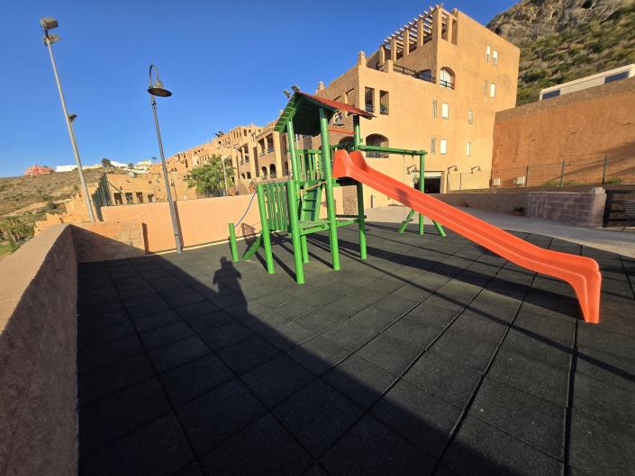 Image No.29-2 Bed Apartment for sale