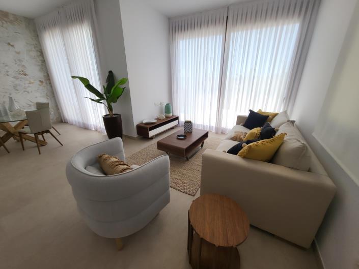 Image No.9-3 Bed Villa / Detached for sale