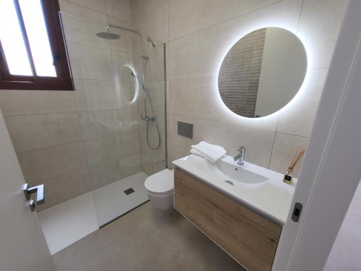 Image No.19-3 Bed Villa / Detached for sale