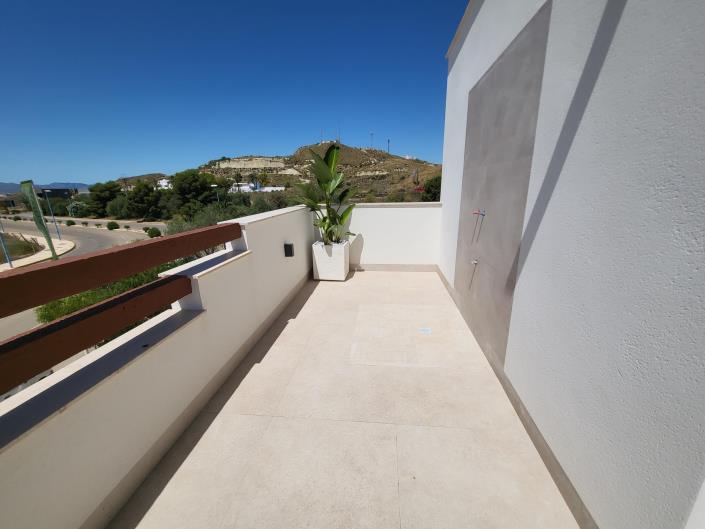 Image No.28-3 Bed Villa / Detached for sale