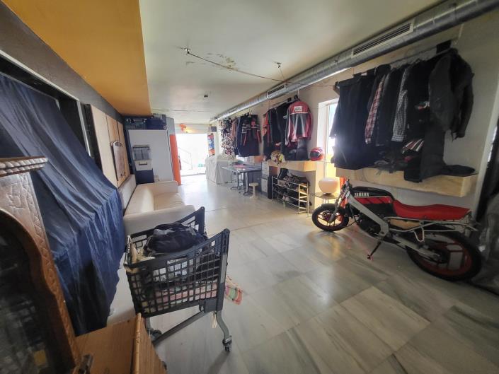 Image No.19-4 Bed Townhouse for sale