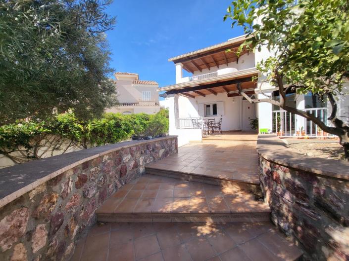 Image No.4-6 Bed Villa / Detached for sale