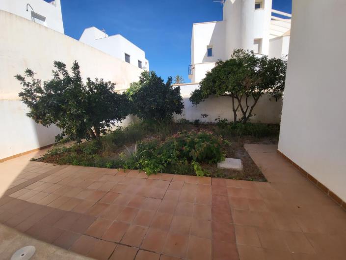 Image No.42-6 Bed Villa / Detached for sale