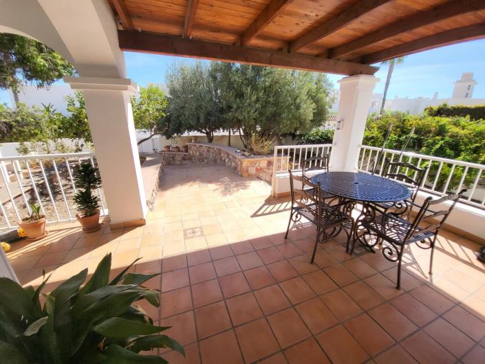 Image No.9-6 Bed Villa / Detached for sale